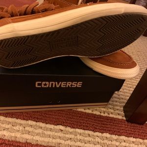 Converse-Moccasin